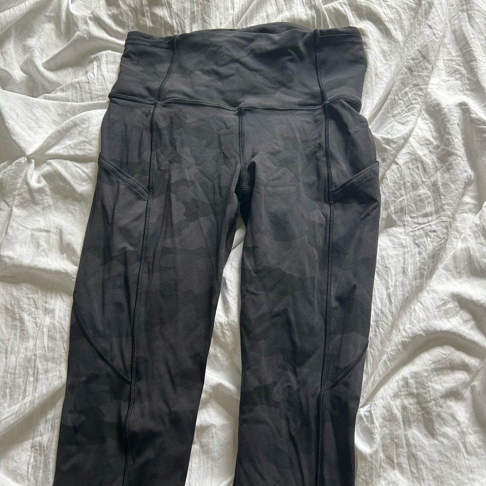 Lulu lemon camo align leggings